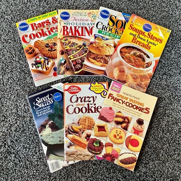 Vintage 80s 90s Recipe Books Wilton Pillsbury set 8